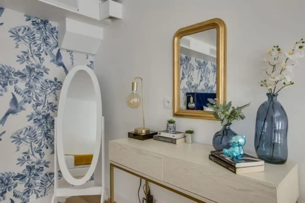 パリModern French Studio Charm In The Cityアパートメント 0*, パリ